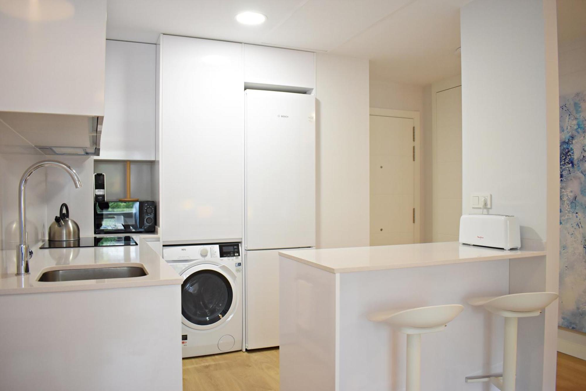 Apartamento Malagueta's Cozy With Parking And Swimming Pool Málaga